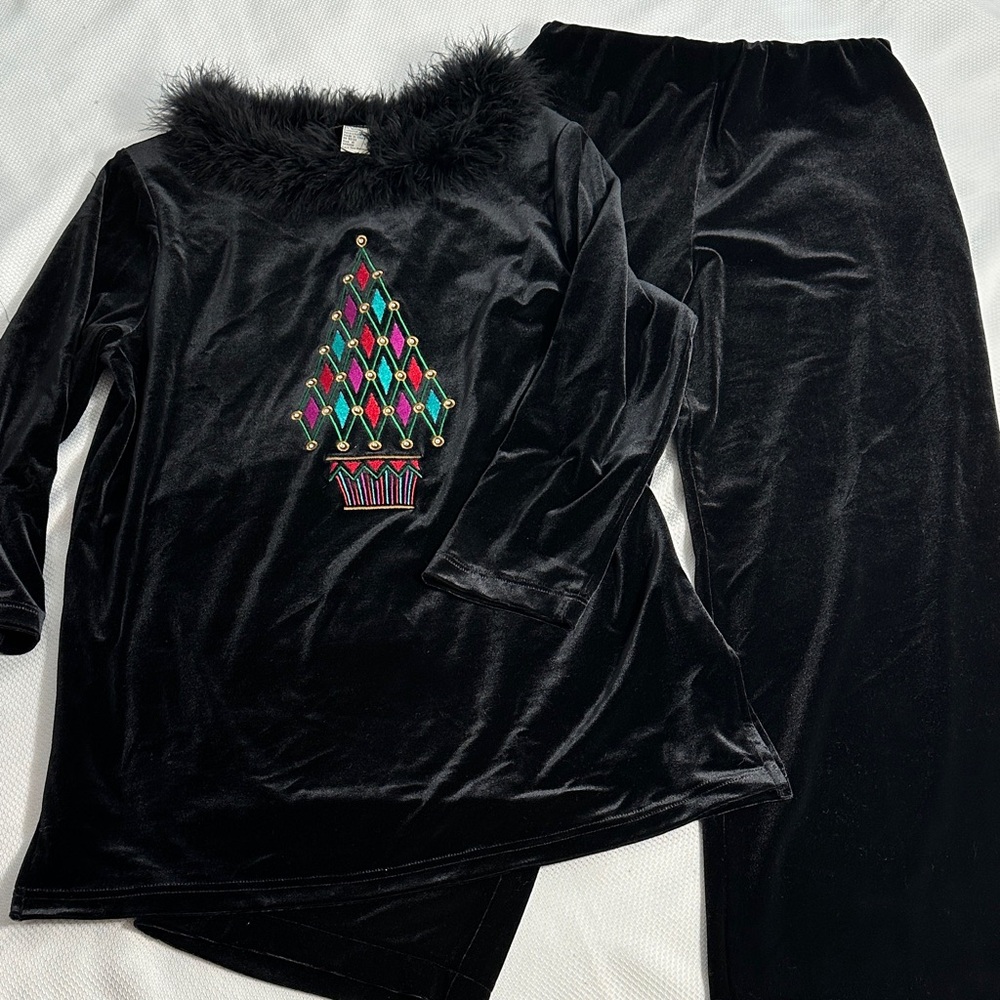 Bob Mackie wearable art black pant suit